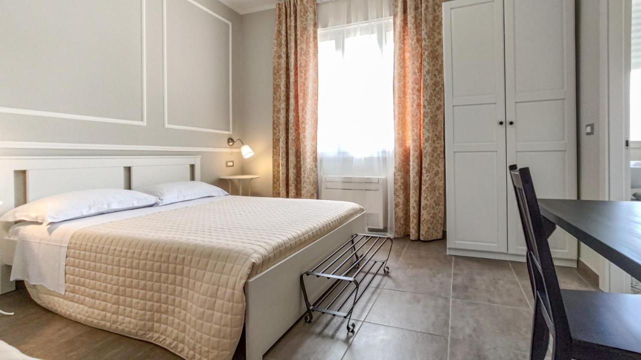 La Dama Room&Breakfast Russi Buitenkant foto