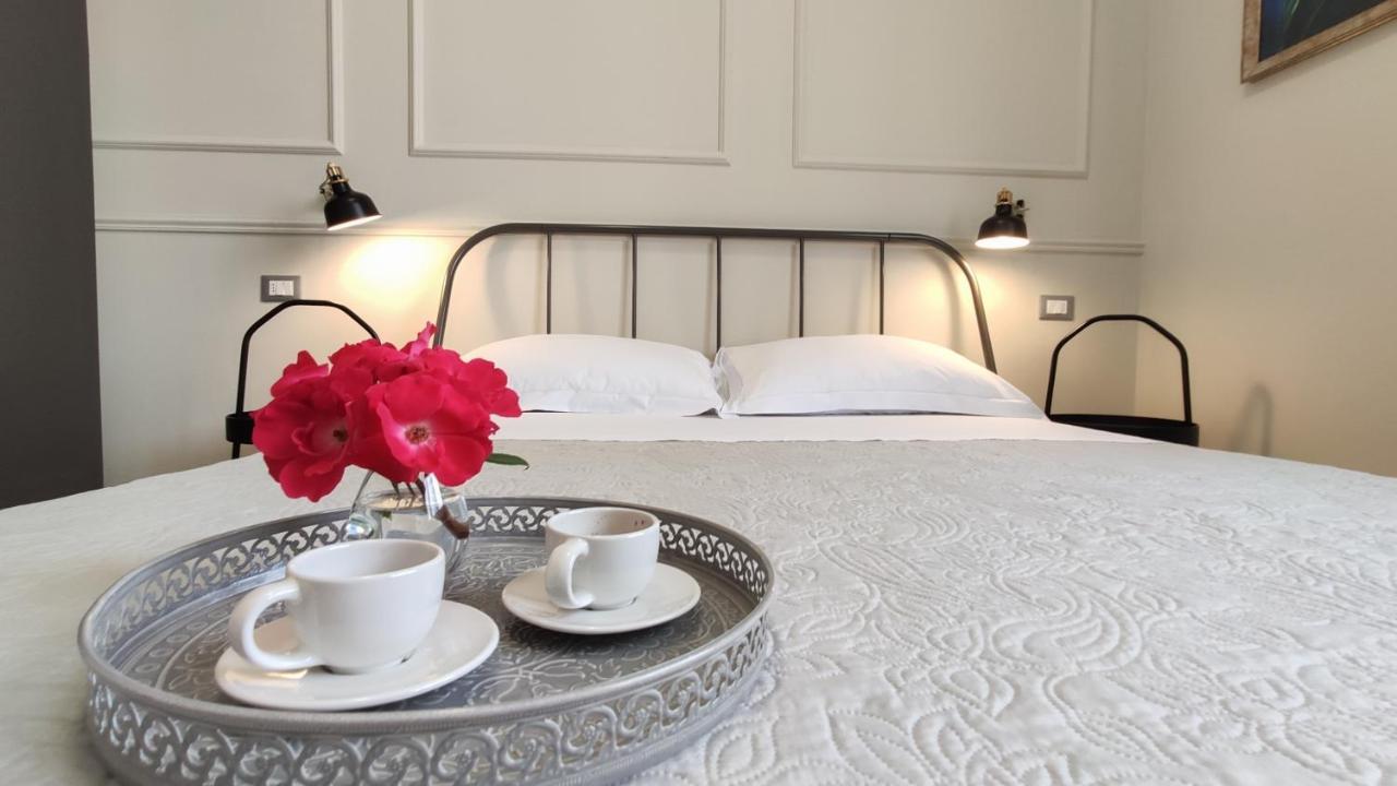 La Dama Room&Breakfast Russi Buitenkant foto